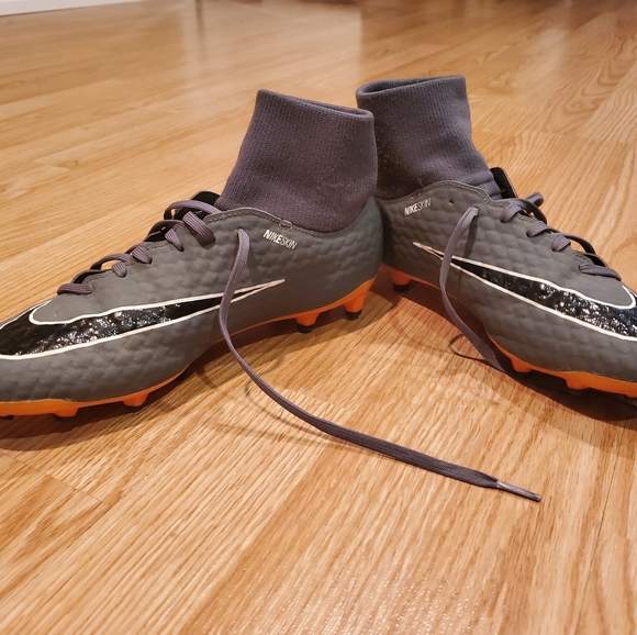 Nike hypervenom phantom III soccer cleats - Picture 2 of 3